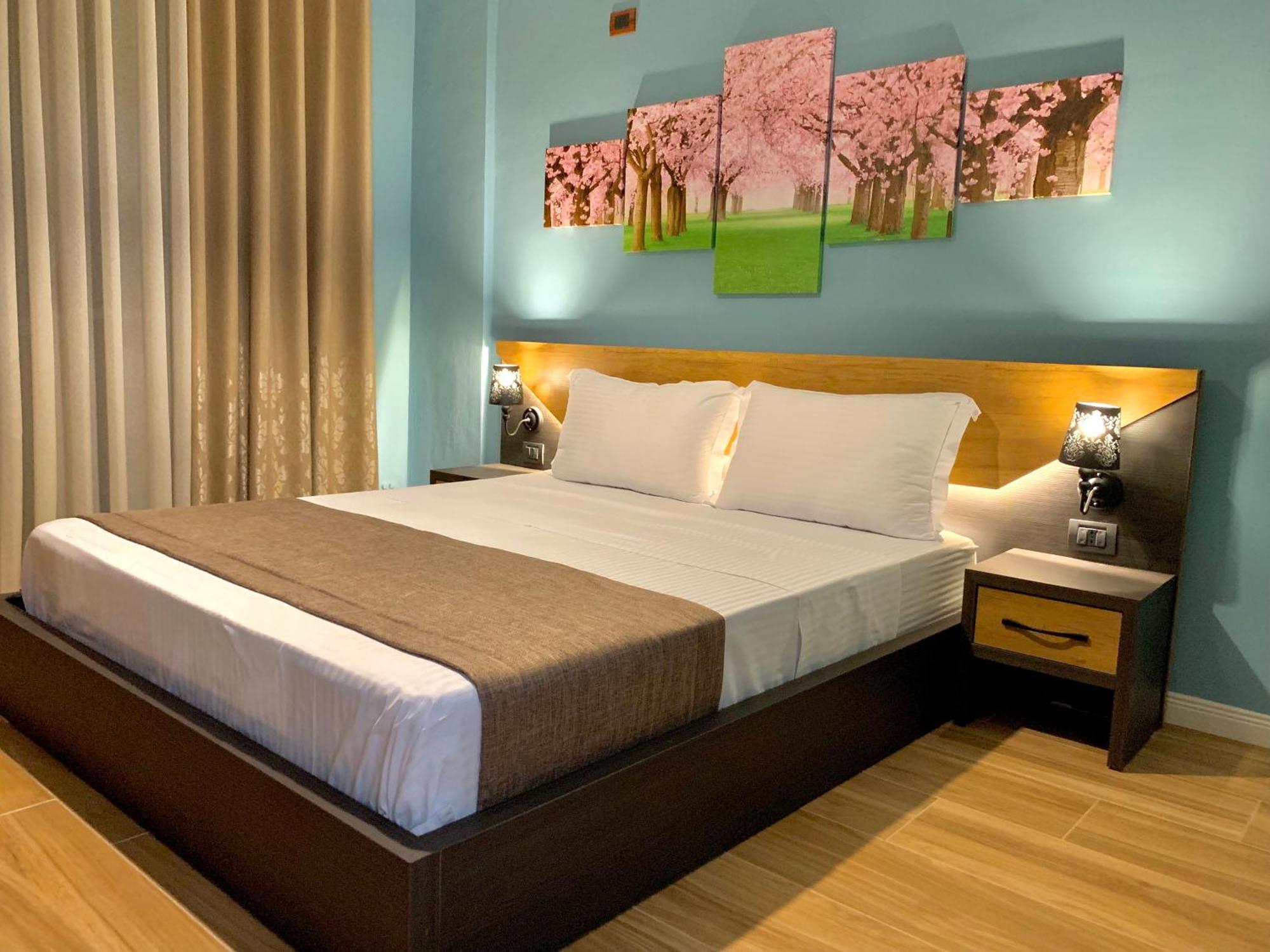Eka Luxury